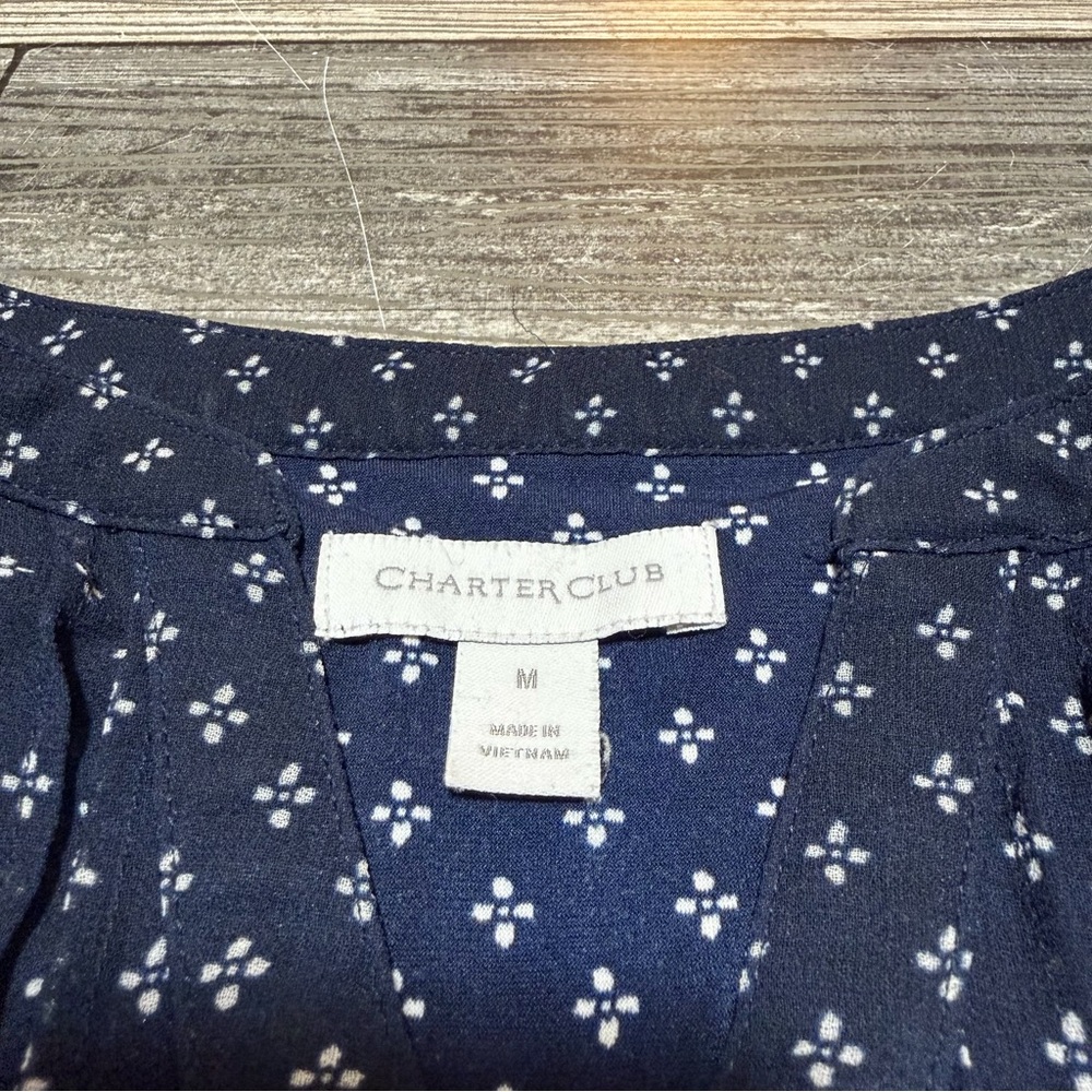 Charter Club Blouse Women’s M Navy Blue White Dot Pattern - Picture 7 of 7